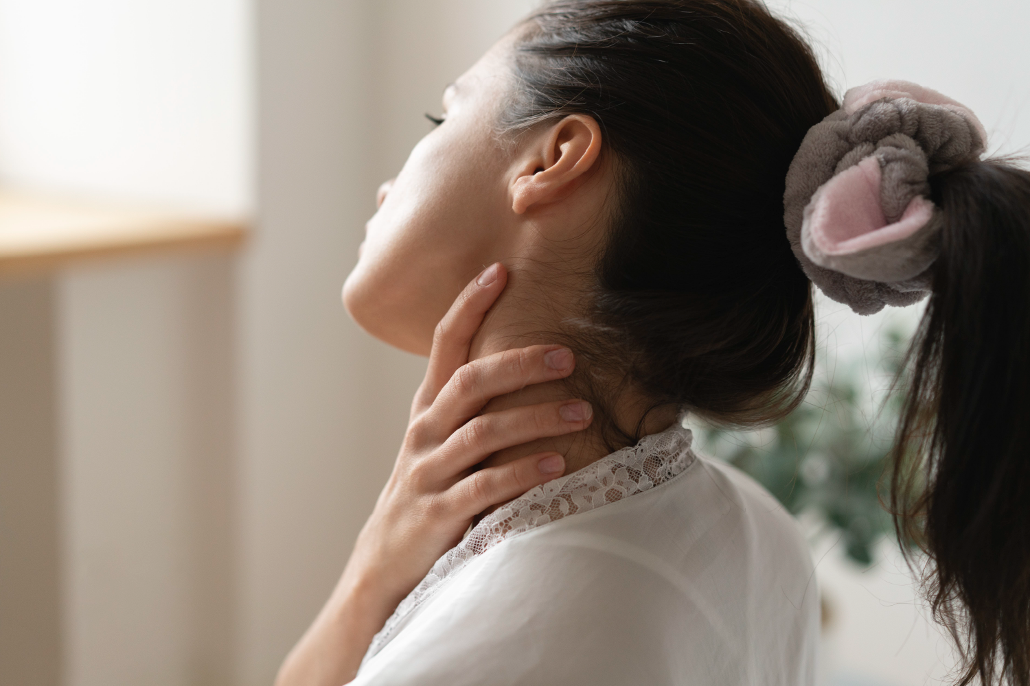 Osteopathy for whiplash injuries: restoring neck mobility